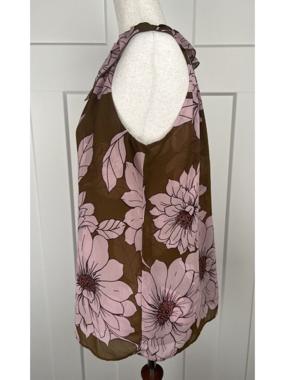 Cabi Hothouse Floral Blouse S Brown Pink Ruffle Neck Sleeveless Sheer Style 4424 - Picture 5 of 8